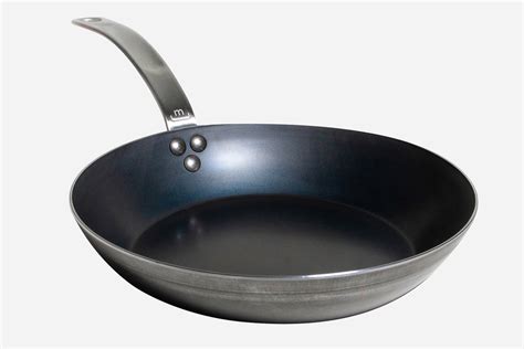 Review: Made In Blue Carbon Steel Frying Pan - InsideHook