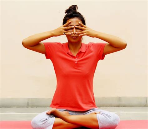 Bhramari Pranayama (Humming Bee Breath) – Steps, Benefits & Precautions