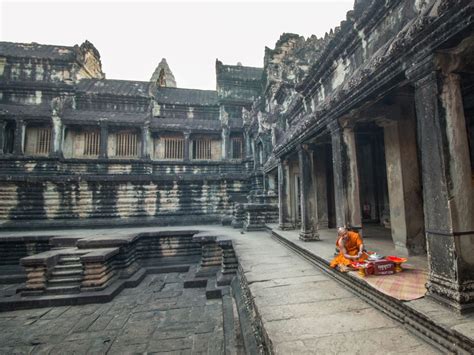 Inside Angkor Wat 360° VR Stock Video - Orbitian Media