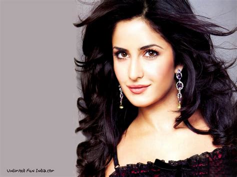 Hairstyle Photo: Long Layered Hairstyle Of Katrina Kaif