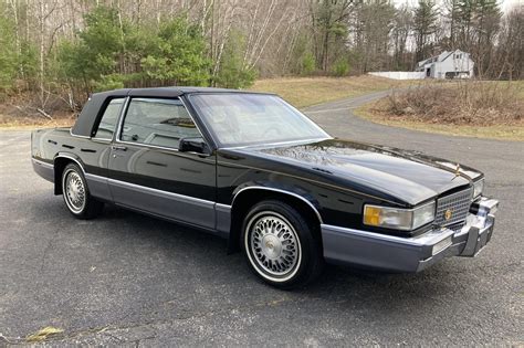 No Reserve: 13k-Mile 1990 Cadillac Coupe DeVille for sale on BaT ...