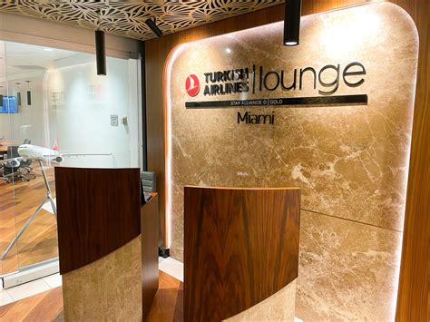 Turkish Airlines Lounge - Miami Airport Concourse E [Review]