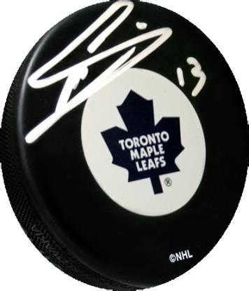 Mats Sundin autographed Hockey Puck (Toronto Maple Leafs)