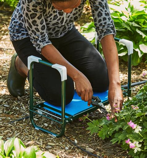 Gardeners Kneeling Bench | Fasci Garden