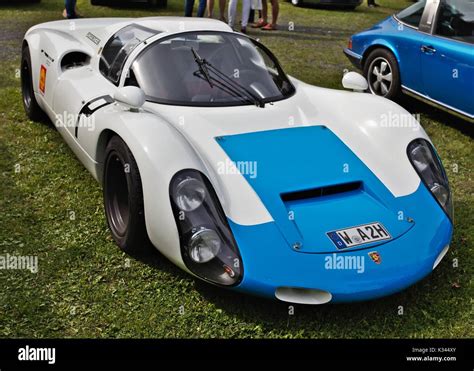 Porsche 910/8 Coupé, Carrera 10, at historic car show Stock Photo - Alamy