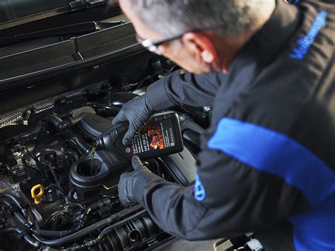 VW High-Mileage Oil Change Service | City Volkswagen of Evanston, IL