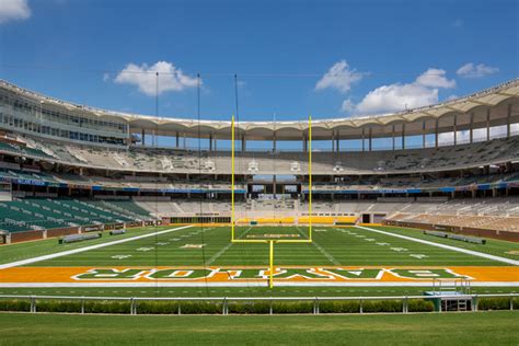 Baylor University McLane Stadium - BuroHappold Engineering