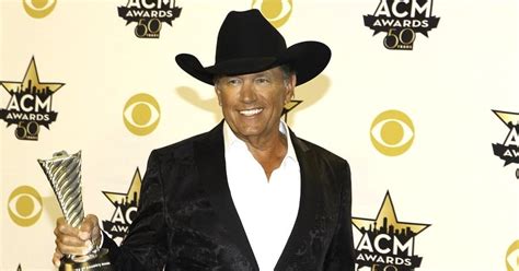 George Strait Biography - Facts, Childhood, Family Life & Achievements