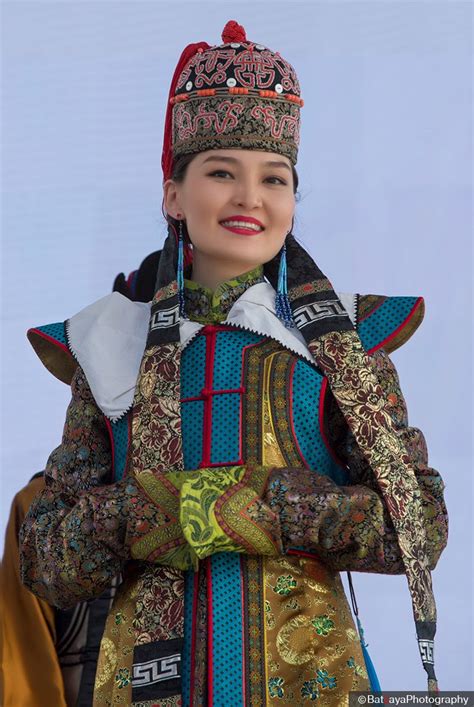 Mongolia Culture / Naadam Festival / A Mongolian woman wears ...