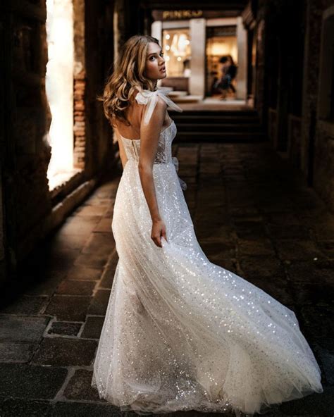 Sparkly Wedding Dresses: 14 Glittering Wedding Gowns - hitched.co.uk ...