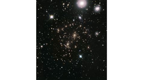 Hubble Legacy Field Compass Image | HubbleSite