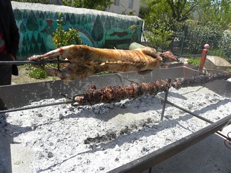 Ovelias - Easter Whole Lamb Roasted on the Spit or Souvla - Kopiaste ...