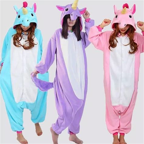 Épinglé sur Combinaison de Pyjama Licorne Kigurumi