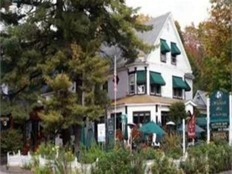 Woodstock Inn, Station and Brewery in Woodstock (NH) - Room Deals ...