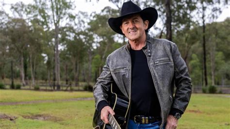 Lee Kernaghan on the road for concert doco | PerthNow