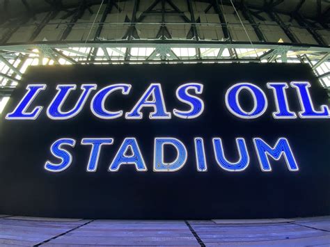 Lucas Oil Stadium Signs: Fabrication & Installation - Image Engineering