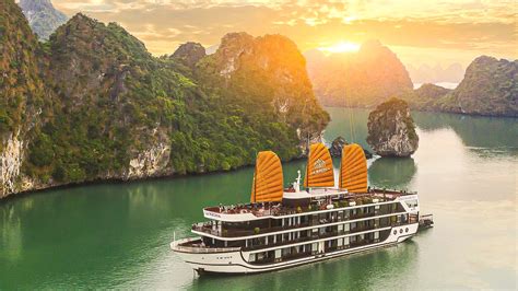 Halong Bay Winter Cruises: Peaceful, Scenic Views and Relaxation