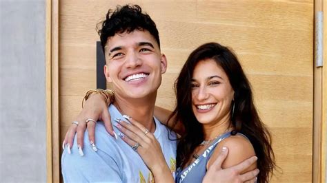 Alex Wassabi Girlfriend 2021: Is the American YouTuber in a Dating ...