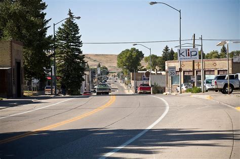 Small Wyoming city to go nuclear with Bill Gates-backed novel reactor ...