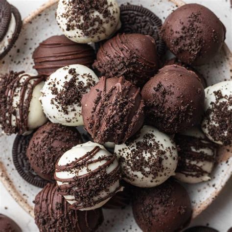 Oreo Cheesecake Balls