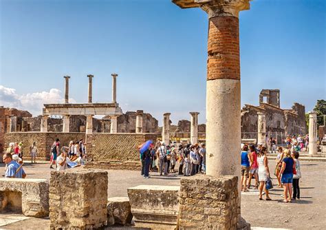 15 Best Pompeii Tours - The Crazy Tourist