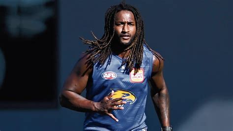 West Coast Eagles star Nic Naitanui to see a specialist as timeline ...