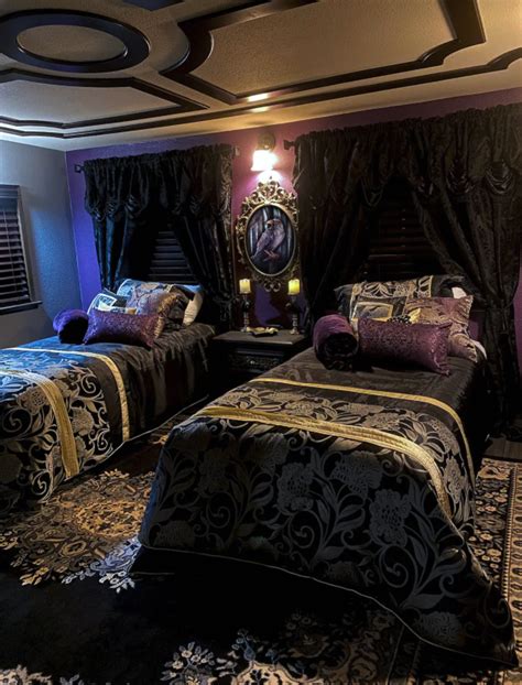 Are You Brave Enough to Stay at This Disney Haunted Mansion-Themed ...