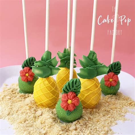 Hawaiian cake pops | Luau cake pops, Luau cakes, Hawaiian cake pops