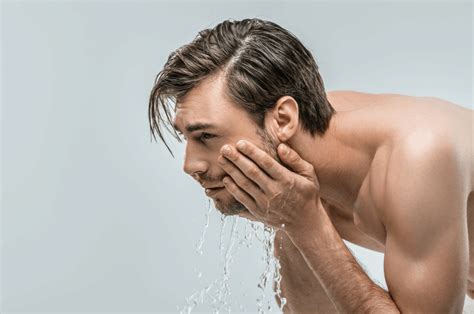 Best Face Wash for Men: Reviews and Ultimate Guide