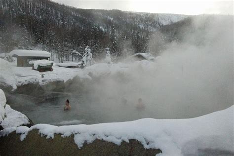 Chena Hot Springs Aurora Tour 2024 - Fairbanks