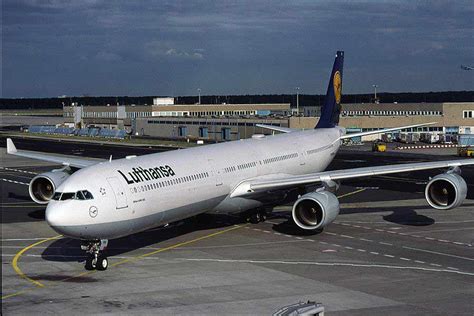 Airbus A340-600 - Lufthansa