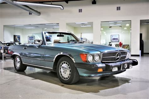 1986 Mercedes-Benz 560SL CONVERTIBLE | Fusion Luxury Motors