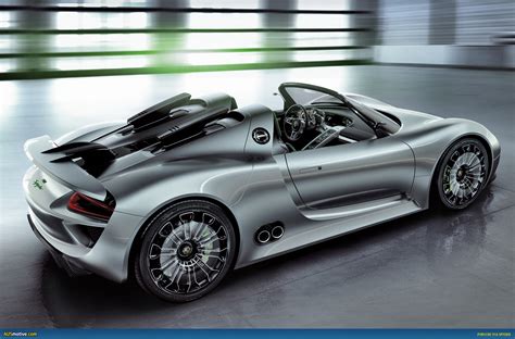 AUSmotive.com » Geneva: Porsche 918 Spyder with hybrid drive