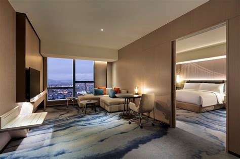 Hilton Taipei Sinban Rooms: Pictures & Reviews - Tripadvisor