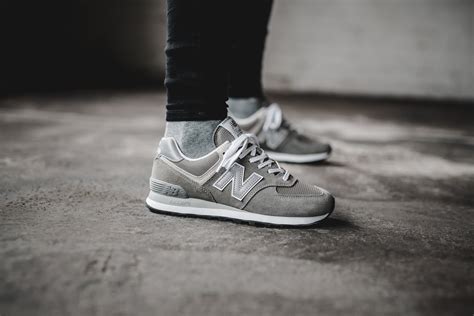 La New Balance 574 Grey Day est disponible - WAVE®