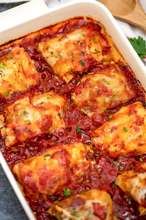 Easy Stuffed Cabbage Rolls Recipe - S&SM