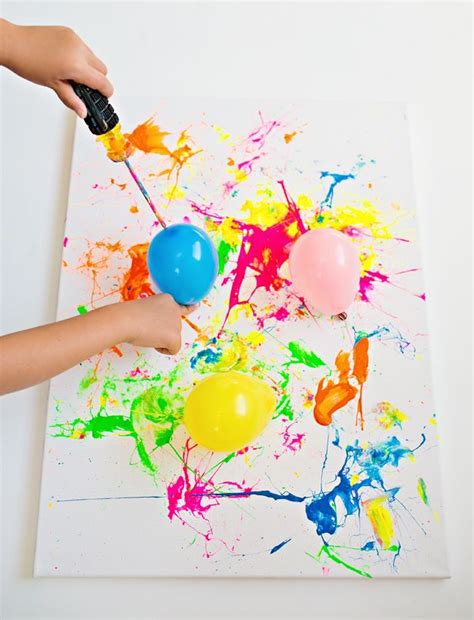 BALLOON SPLATTER PAINTING WITH TOOLS: FUN OUTDOOR ART PROJECT FOR KIDS ...