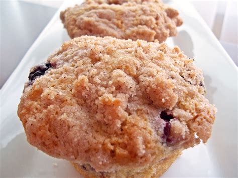 The Lonely Baker: Blueberry Streusel Muffins