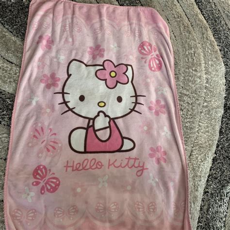 soft pink hello kitty blanket • still in good... - Depop