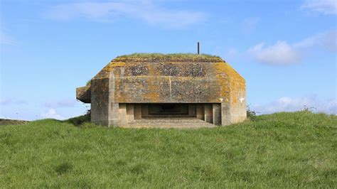 The surprising and eerie beauty of World War Two bunkers - BBC Future