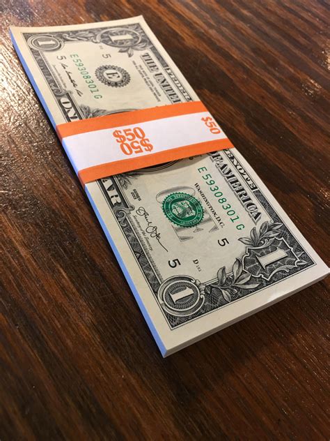 This crispy stack of 50 dollar bills. : r/oddlysatisfying