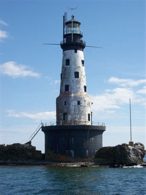 Photo Gallery: Michigan's Upper Peninsula Lighthouses - Travel the Mitten