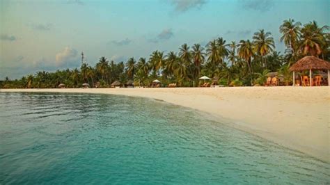 Lakshadweep floats global tenders for high-end resorts in bid to turn ...