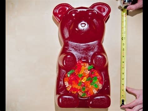 Vat19.com Eating Every Giant Gummy Bear - YouTube