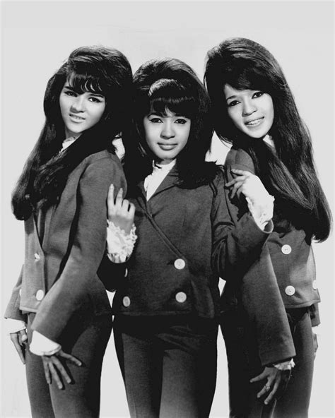 Fashion Throwback Thursdays: The Ronettes | gal-dem