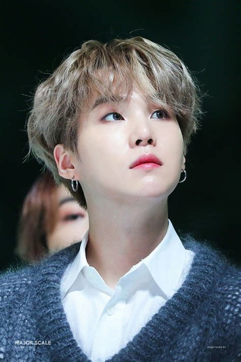 Pin by 90'sPineXapple hh on Bts | Mma 2019, Yoongi, Min yoongi