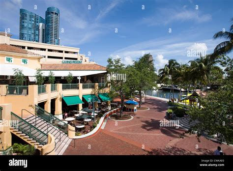 OUTDOOR CAFES LAS OLAS RIVERFRONT NORTH NEW RIVER DOWNTOWN FORT ...