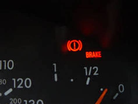 UK motorists unable to identify brake warning light meaning... Do you ...