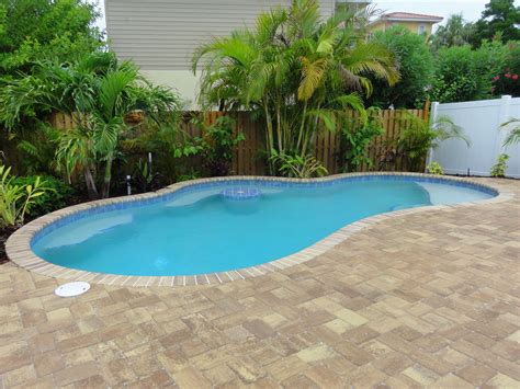 10+ Inground Pool Small Yard – DECOOMO