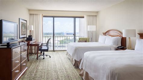 Tampa International Airport Hotel | Tampa Airport Marriott